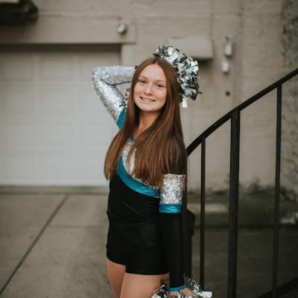 Meet your Posher, Emma - Picture 1 of 1